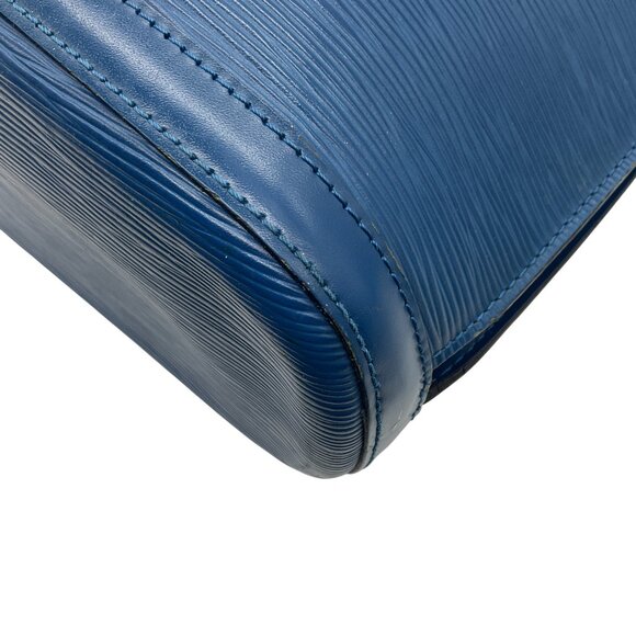 Louis Vuitton Blue Epi Lussac Shoulder Bag - Picture 7 of 11